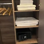 Denis Boutique