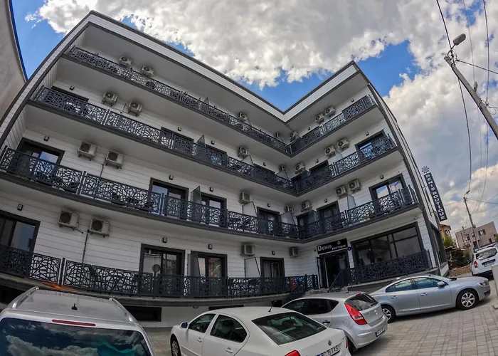 Denis Boutique Eforie Nord